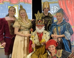 princezna_se_zlatou_uvod